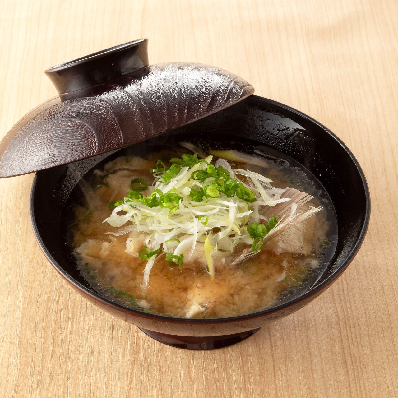 〆に温かい味噌汁でホッとしませんか？おすすめの味噌汁のご案内 | 全席個室 鮨と酒日和 ととうお秋葉原駅前店
