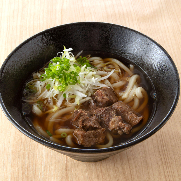 【個性派メニューあり】お食事の〆につるりと麺類はいかがですか？ | 全席個室 鮨と酒日和 ととうお四条河原町店